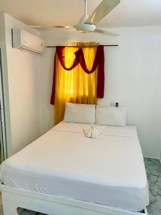 Apartamentos Felix Las Terrenas Esterno foto